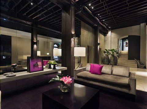 Establishment Hotel - Holiday Sunshine Coast 2