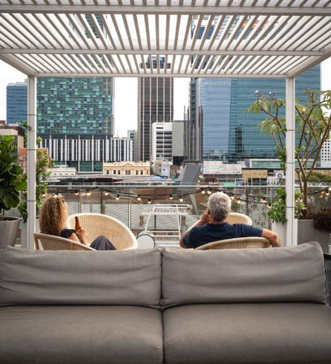 Alex Hotel, Perth - Holiday Sunshine Coast 1