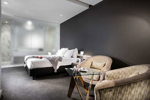 The Melbourne Hotel - Sunshine Coast Tourism 2