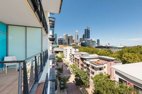 Nesuto Mounts Bay Perth Apartment Hotel - Sunshine Coast Tourism 0