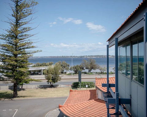 Pagoda Resort & Spa - Sunshine Coast Tourism 1