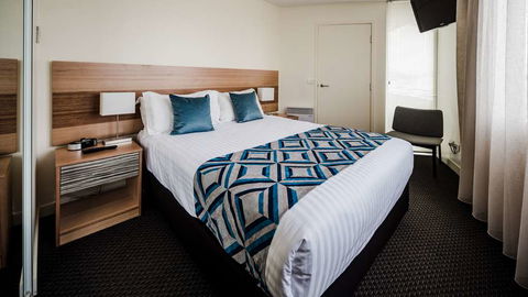 Salamanca Terraces - Sunshine Coast Tourism 1