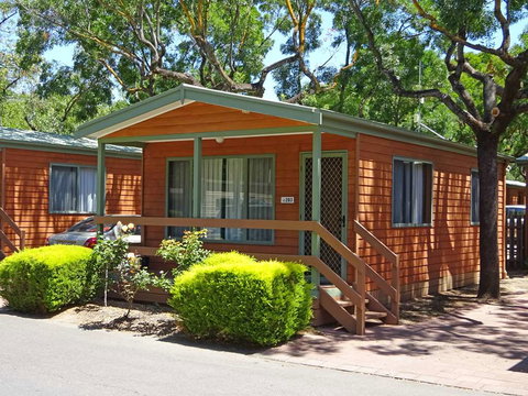 Adelaide Caravan Park - Holiday Sunshine Coast 1