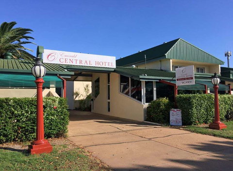 Emerald Central Hotel - Holiday Sunshine Coast 0