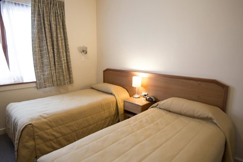 University House - ANU - Sunshine Coast Tourism 1