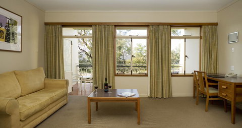 University House - ANU - Sunshine Coast Tourism 4