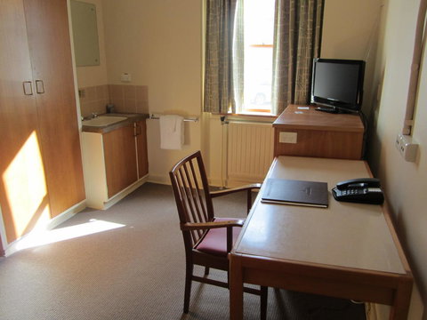 University House - ANU - Sunshine Coast Tourism 44