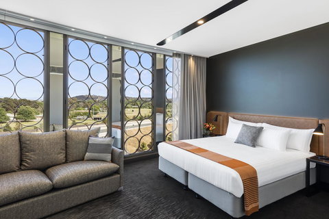 Vibe Hotel Canberra - Holiday Sunshine Coast 24