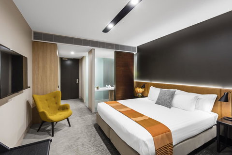 Vibe Hotel Canberra - Holiday Sunshine Coast 26