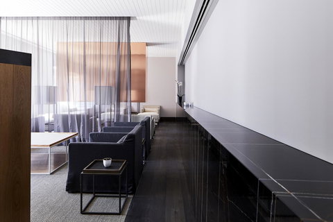 Little National Hotel Canberra - Sunshine Coast Tourism 16