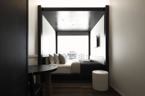 Little National Hotel Canberra - Sunshine Coast Tourism 0