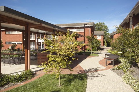 Forrest Hotel & Apartments - Sunshine Coast Tourism 35