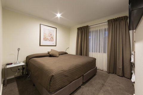 Forrest Hotel & Apartments - Sunshine Coast Tourism 20