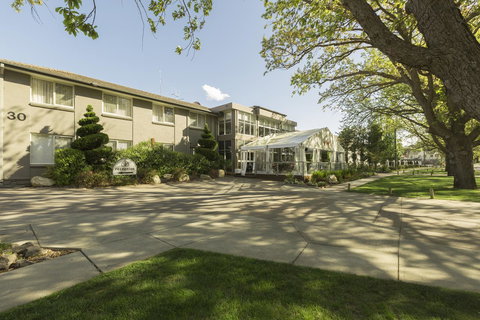 Forrest Hotel & Apartments - Sunshine Coast Tourism 27