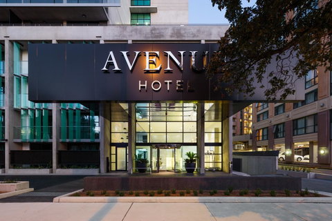 Avenue Hotel Canberra - Sunshine Coast Tourism 0