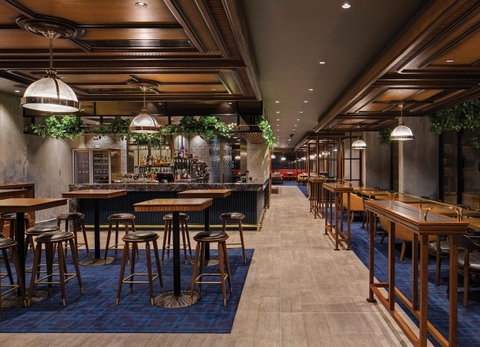 Avenue Hotel Canberra - Sunshine Coast Tourism 15