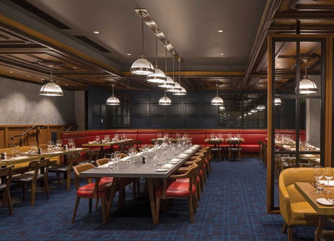 Avenue Hotel Canberra - Sunshine Coast Tourism 13