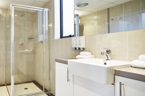 Manuka Park Serviced Apartments - Sunshine Coast Tourism 29