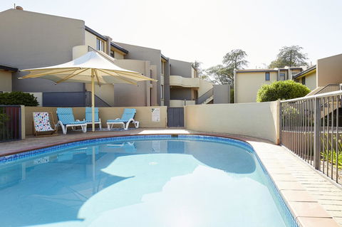 Manuka Park Serviced Apartments - Sunshine Coast Tourism 34