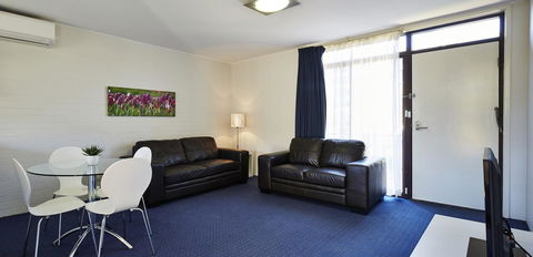 Manuka Park Serviced Apartments - Sunshine Coast Tourism 32