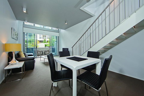 Realm Park 39 Barton ACT - Sunshine Coast Tourism 21