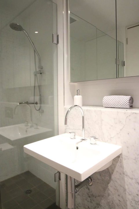 Realm Park 39 Barton ACT - Sunshine Coast Tourism 4