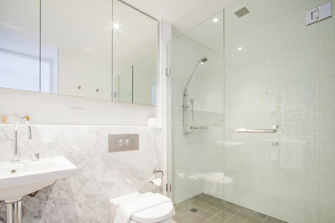 Realm Park 39 Barton ACT - Sunshine Coast Tourism 42