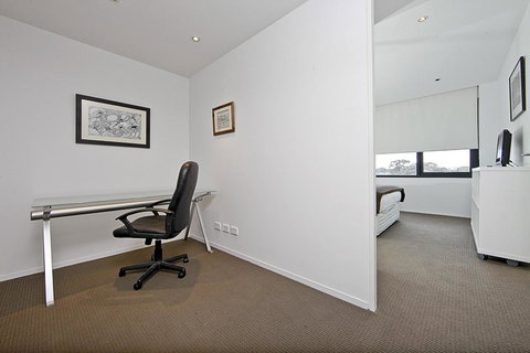 Realm Park 39 Barton ACT - Sunshine Coast Tourism 9