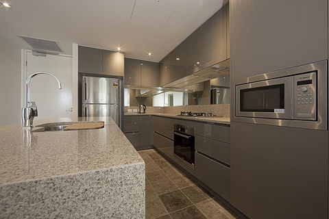 Manhattan 303 Canberra City ACT - Sunshine Coast Tourism 37