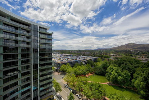 Manhattan 303 Canberra City ACT - Sunshine Coast Tourism 9