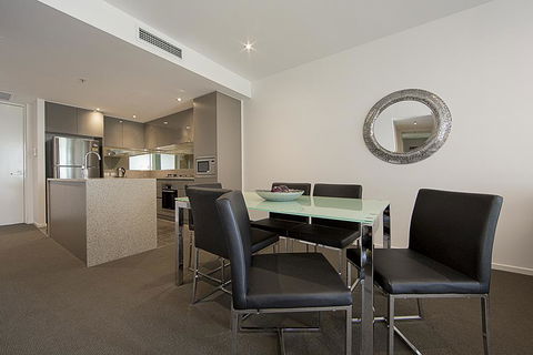 Manhattan 303 Canberra City ACT - Sunshine Coast Tourism 30