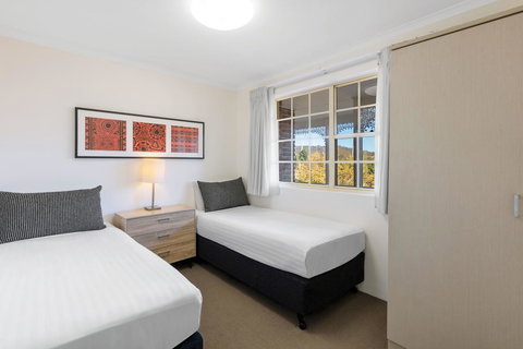 Adina Serviced Apartments Canberra Kingston - Sunshine Coast Tourism 15