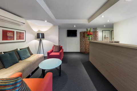 Adina Serviced Apartments Canberra Kingston - Sunshine Coast Tourism 18