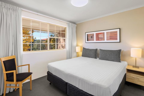 Adina Serviced Apartments Canberra Kingston - Sunshine Coast Tourism 17