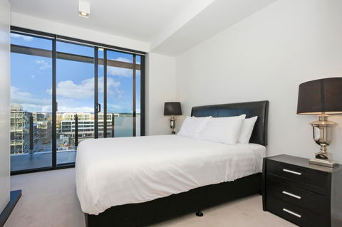 Dockside 4 Kingston ACT - Sunshine Coast Tourism 16
