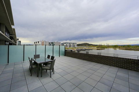 Dockside 4 Kingston ACT - Sunshine Coast Tourism 36