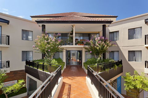 AAC Apartments - Griffin - Holiday Sunshine Coast 3