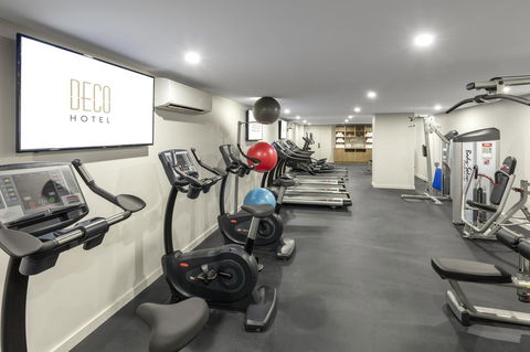 Deco Hotel Canberra - Sunshine Coast Tourism 5