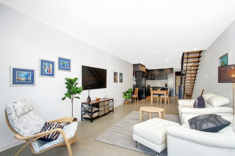 Accommodate Canberra - Parbery - Sunshine Coast Tourism 19