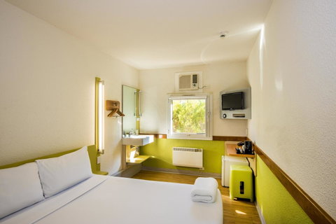 Ibis Budget Canberra - Sunshine Coast Tourism 21