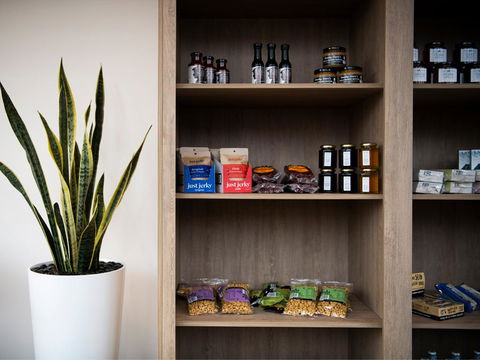 Abode Kingston - Holiday Sunshine Coast 9