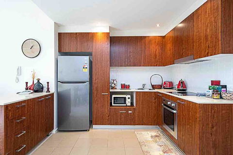 Spacious 1BR Stylish New Acton Apartment +Parking - Sunshine Coast Tourism 16