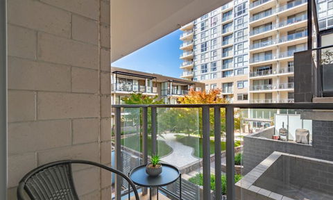 Spacious 1BR Stylish New Acton Apartment +Parking - Sunshine Coast Tourism 6