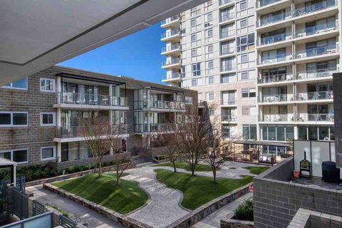 Spacious 1BR Stylish New Acton Apartment +Parking - Sunshine Coast Tourism 14