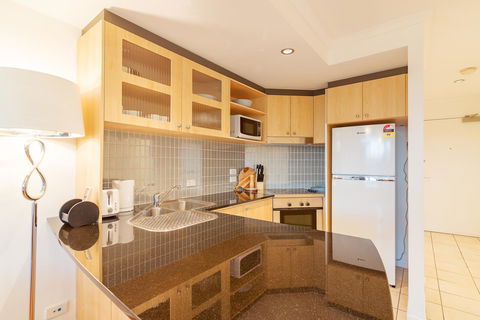 ALLARA CANBERRA - Holiday Sunshine Coast 4
