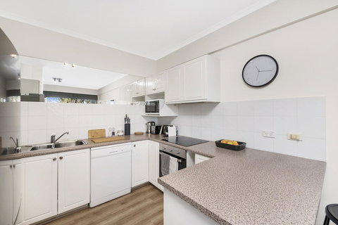 Accommodate Canberra - The Summit - Sunshine Coast Tourism 13