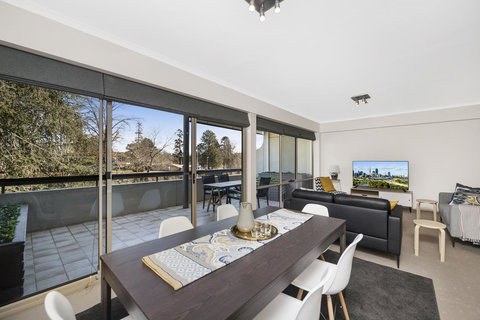 Accommodate Canberra - The Summit - Sunshine Coast Tourism 15