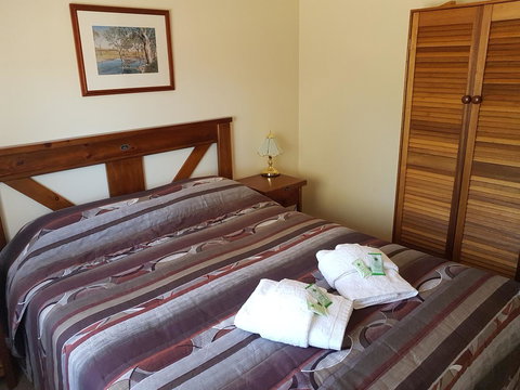 Windana Cottages - Sunshine Coast Tourism 2