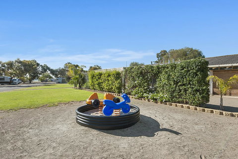 Port Broughton Tourist Park - Holiday Sunshine Coast 6