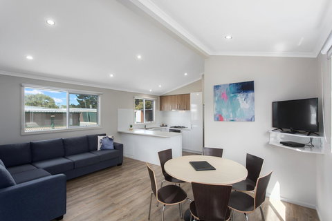 Victor Harbor Holiday Park - Sunshine Coast Tourism 36